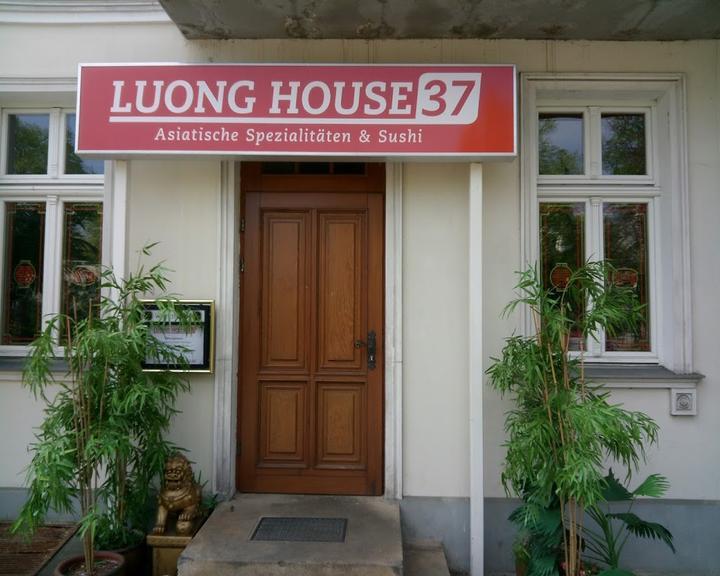 Luong Haus 37